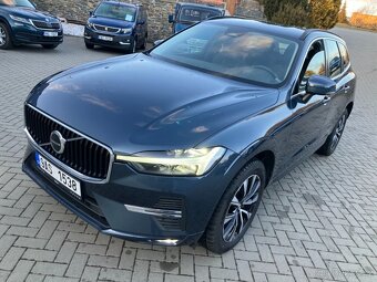 Volvo XC60 B4 AWD DIESEL CORE PLUS AUTOMAT / 2023, ČR / - 9