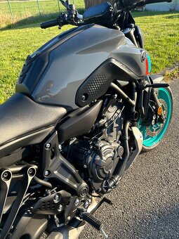 Yamaha MT-07 - 9