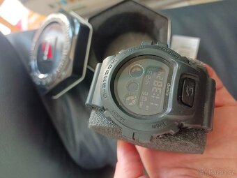 Hodinky Casio G-Shock DW 6900BB-1DR,originál krabička,štítek - 9