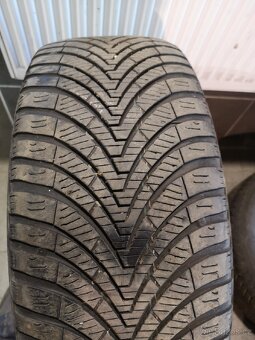 Ford Focus, Mondeo alu + celoroční 205/50/16. - 9