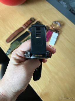 Garmin fenix 7X Solar - Gray/Black Silicone Band - 9