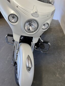 INDIAN CHIEFTAIN 1800 - 9