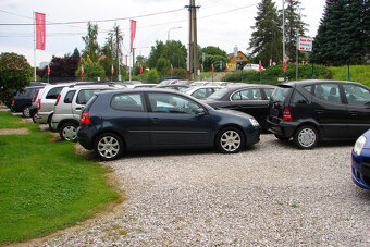 Rodinný dům 4+1 vhodný i k podnikání s pozemkem 2 146 m2 - 9