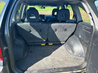 Prodám vůz Toyota RAV 4 - 9