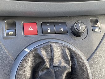 Peugeot Partner 1.6HDi ,  68 kW nafta, 2012 - 9