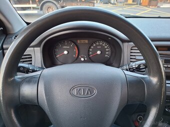 Kia rio 1.5 crdi - 9