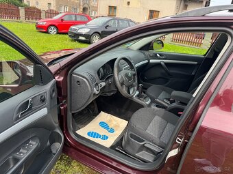 Škoda Octavia 2 com 1.4 TSi 90 kw Xenony tažně TOP - 9