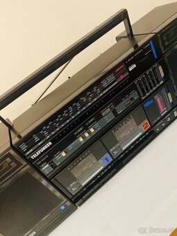 Radiomagnetofon Telefunken Compact HP 204, rok 1987 - 9