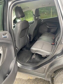FORD KUGA TDCi 2.0 AWD - 2019 - 9