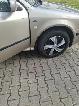 Škoda Octavia 1 (combi) 1.6i 75kw LPG - 9