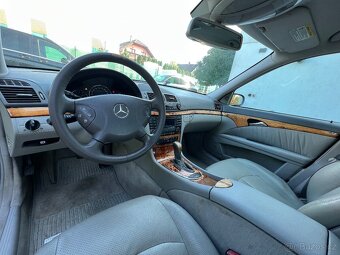 predám Mercedes E220cdi 110kW r.v. 2005 - top stav - 9