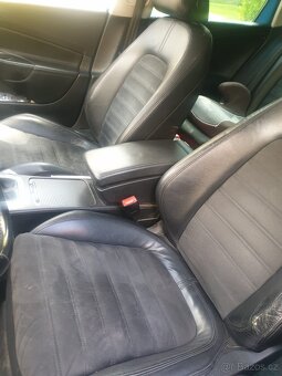 Volkswagen Passat B6 2008 kombi - 9