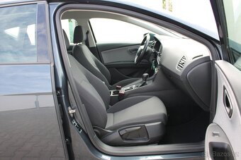 Seat Leon 1.6TDI DSG ACC NAVI LED 2/2016 152000km - 9