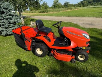 Na prodej profesionální traktor Kubota Gr1600 - 9