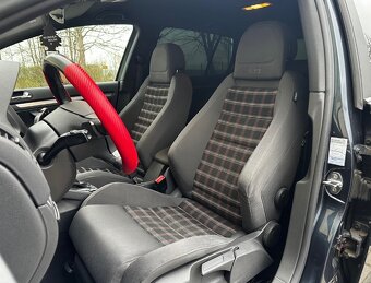 VW Golf GTI 2.0 DSG, Nová technická - 9