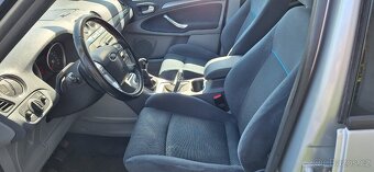 Ford S-Max - 9