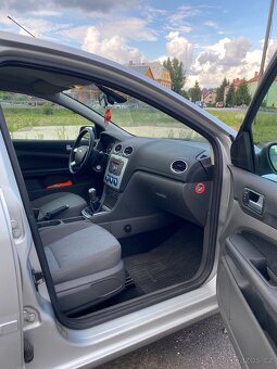 Ford Focus 1.6 74kw 2007 - 9
