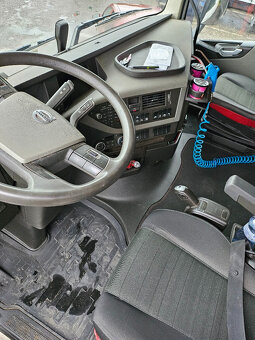 Lesovůz - odvozní souprava na dřevo, Volvo, klanicový návěs. - 9