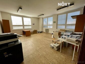 Pronájem komerční Kanceláře, 700㎡ - 9