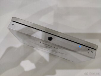 Nintendo 3DS Ice White + homebrew hack a 64GB karta - 9