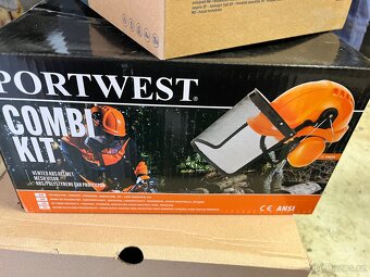 Pracovní boty,rukavice,protiprořez - 9