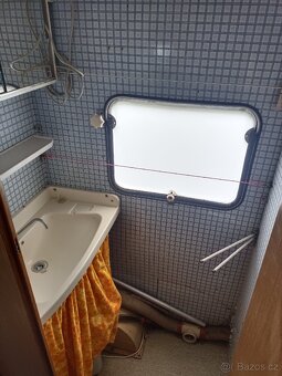 Hymer Nova+sluneční clona - 9