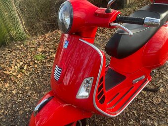 Vespa Gts 300 Super - 9