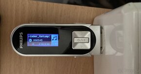 MP3 přehrávače Grundig, Philips, Intenso - 9