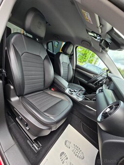 ALFA ROMEO STELVIO 2,0T 206kW AWD 4x4 AUT KŮŽE 2020 ČR - DPH - 9