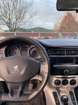 Peugeot 301 - 9