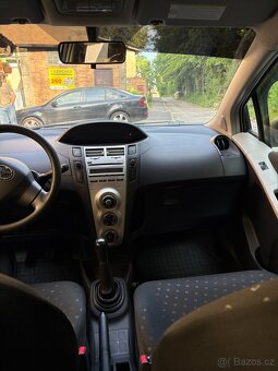Toyota Yaris - 9