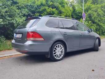 Volkswagenu Golf kombi - 9