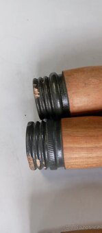 Replika - dřevěné granaáty. - 9