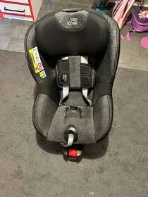 Autosedačka Romer dualfix otočná - 9