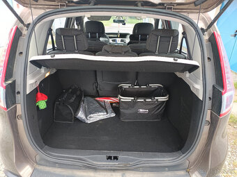 Renault Scenic 1.6 16v - 9