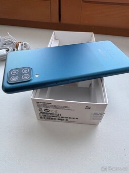 Samsung Galaxy A12 4GB/64GB modrý - 9