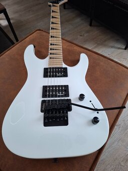 Jackson JS32 Dinky Arch Top MN SNW - 9