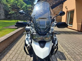 Triumph Tiger 900 GT PRO - SUPER STAV + VÝBAVA 239.000,- Kč - 9