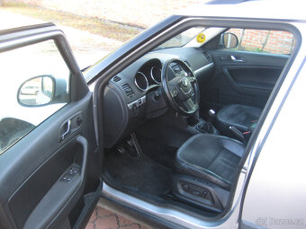 ŠKODA YETI 2.0TDi 125 KW 4x4 PANORAMA - 9