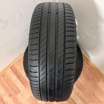 VW PASSAT B7 5x112 R16 ET33+LETNÍ 205/60R16 5/4mm - 9