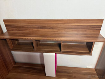 Obývací stěna menší pěkná - 9