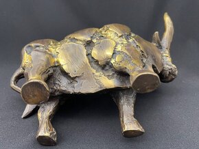 Socha bronz/mosaz Lava Bull - 9
