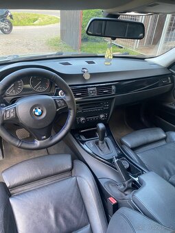 Bmw e90 325d - 9