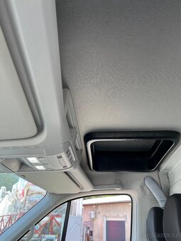 Volkswagen Crafter - 9