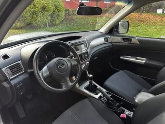 Subaru Forester SH 2.0 D 108kW 4x4 SUV ALU kola Tažné 2 tuny - 9