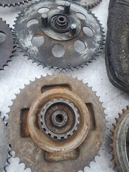 Zadní rozety jawa čz - 9