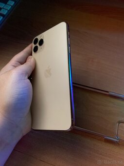 Prodám iPhone 11 Pro Max 64GB - 9