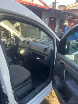 VW Caddy Maxi 2012 - 9