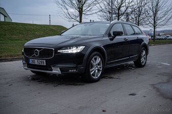 Volvo V90 D4 Cross Country, MANUÁL, VZDUCH - 9
