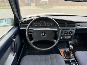 Mercedes 190e 1.8i 80kw - 9